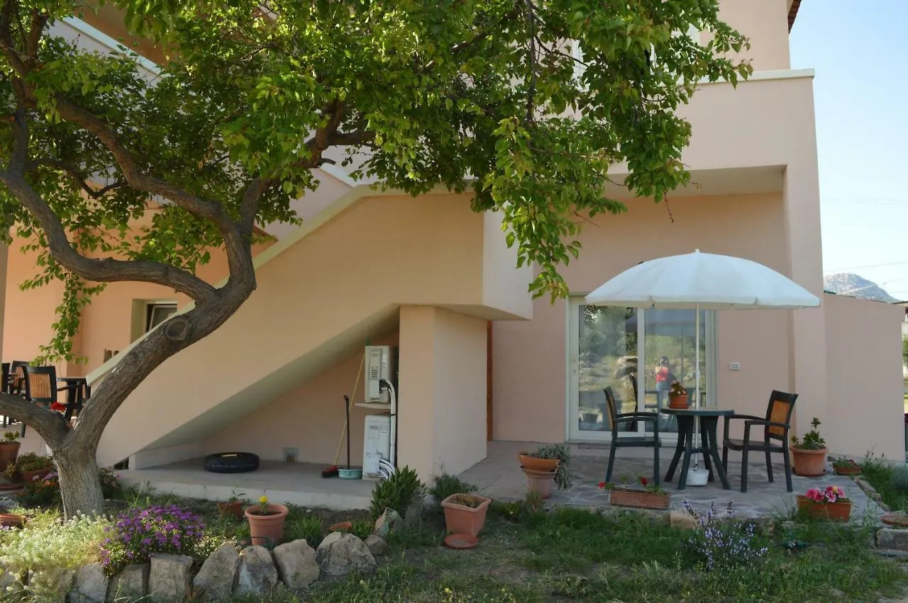 Pensión La Maison Di Zia Annina Olbia Costa Smeralda